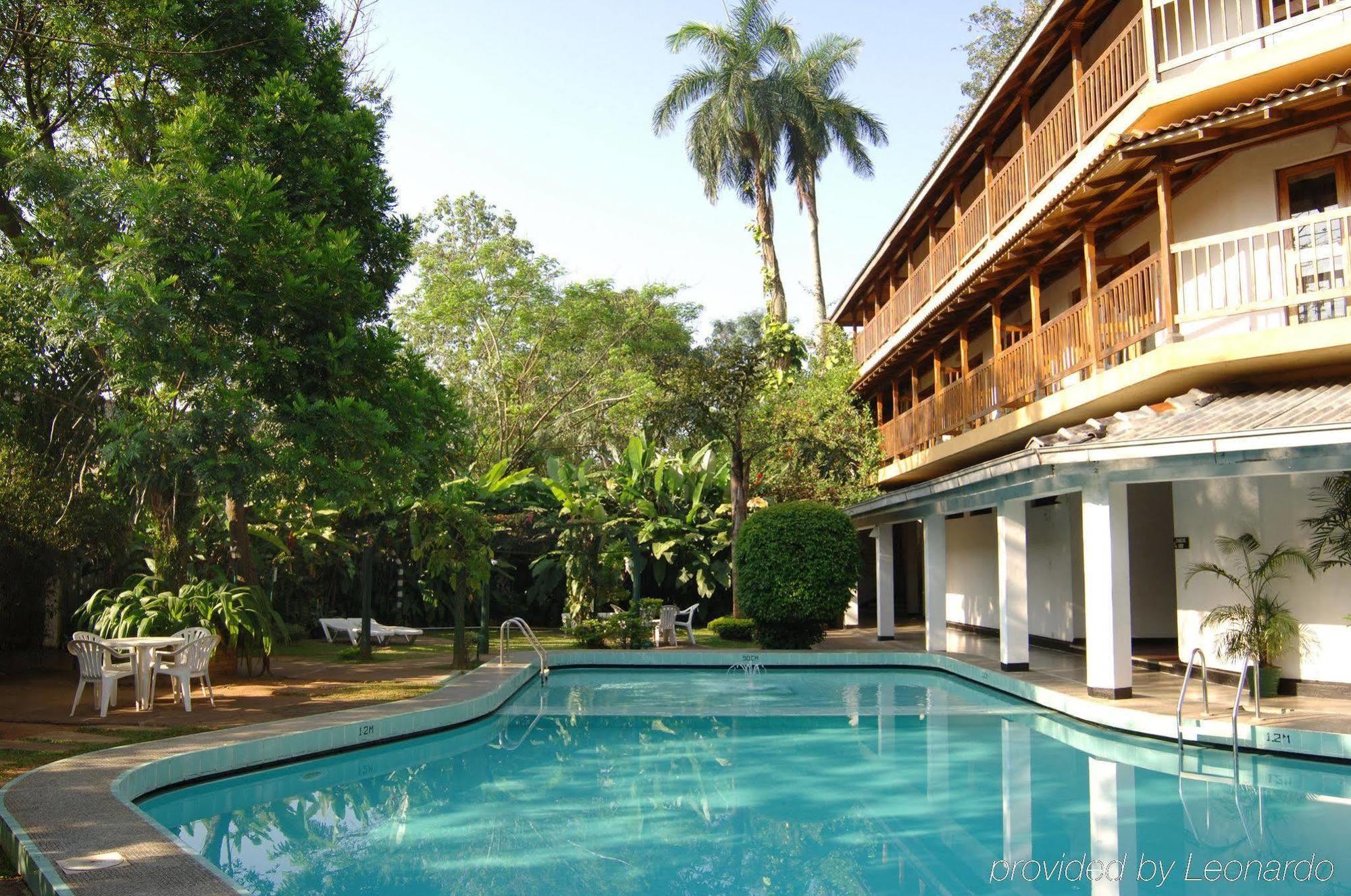 Hotel Hilltop Kandy Konforlar fotoğraf