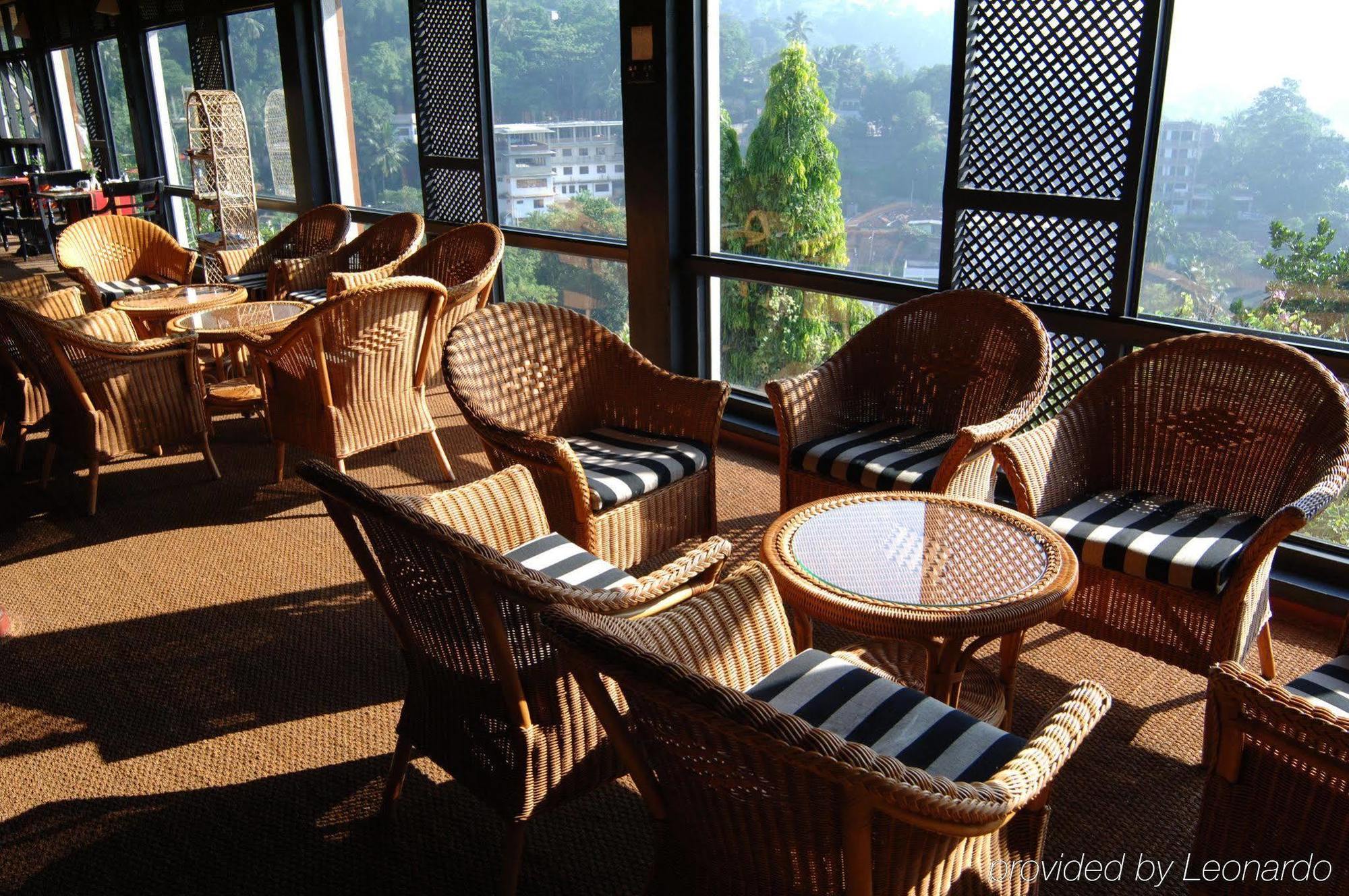 Hotel Hilltop Kandy Restoran fotoğraf