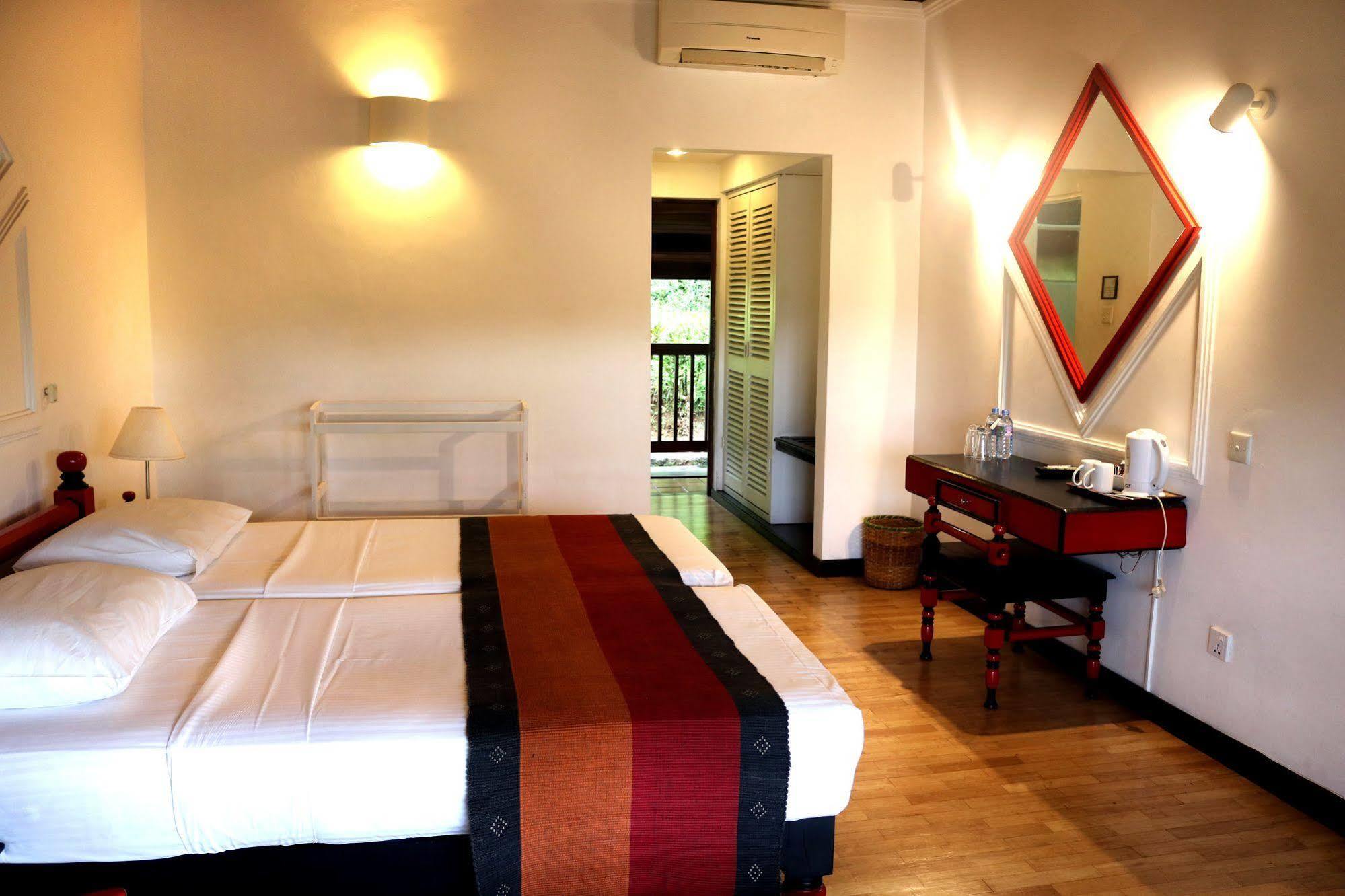 Hotel Hilltop Kandy Dış mekan fotoğraf